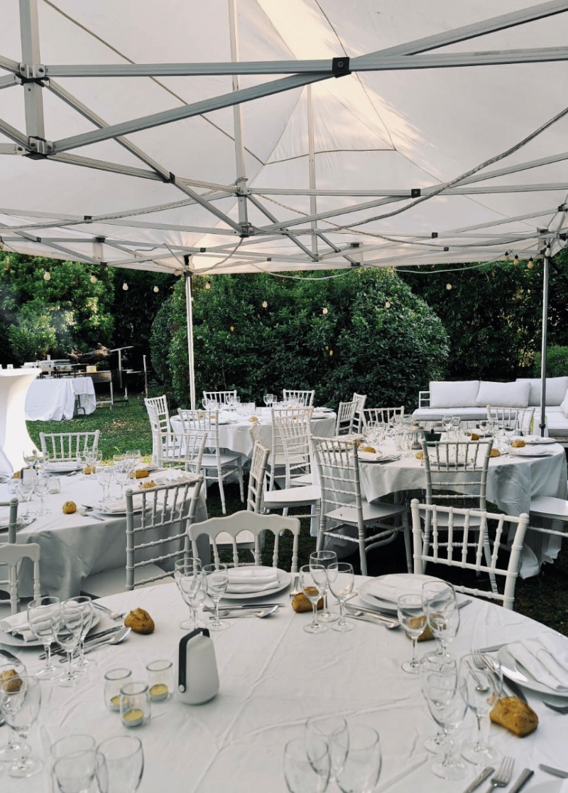 Garden party avec barnum - L'Ardoise Traiteur